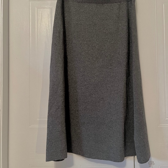 Banana Republic Grey / metallic fleck - Picture 3 of 9